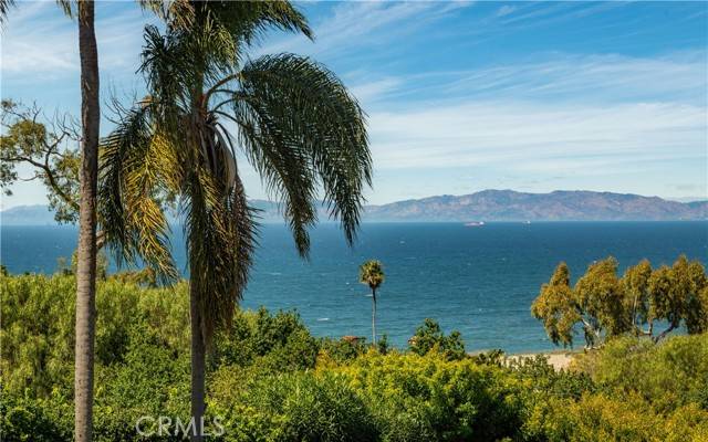 Palos Verdes Estates, CA 90274,541 Via Del Monte