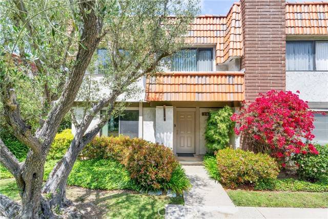 Rancho Palos Verdes, CA 90275,28039 Ridgebrook Court