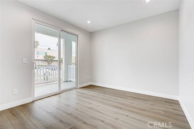 Lomita, CA 90717,26016 Oak Street #C