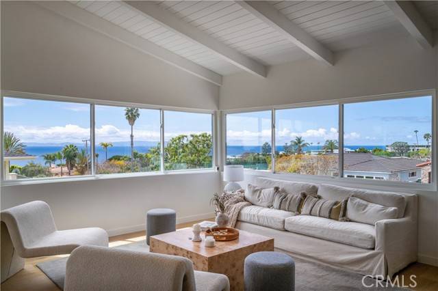 Rancho Palos Verdes, CA 90275,8 Clipper Road