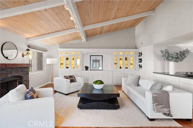 Rolling Hills Estates, CA 90274,19 Coraltree Lane