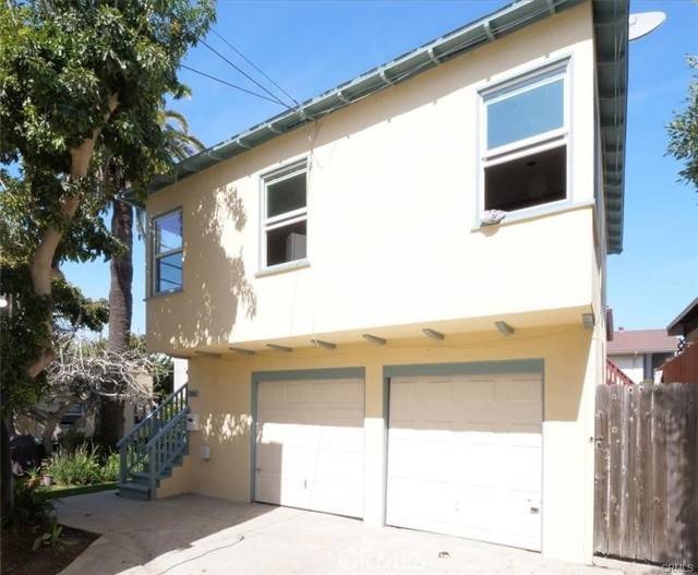 Redondo Beach, CA 90277,102 N Broadway #106