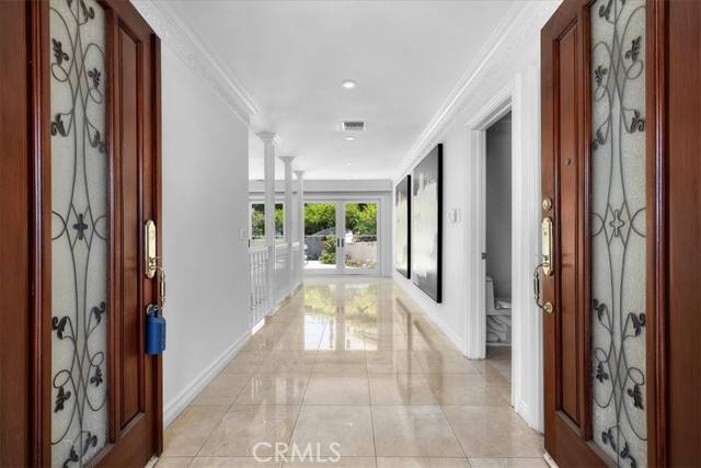 Rancho Palos Verdes, CA 90275,6883 Crest Road