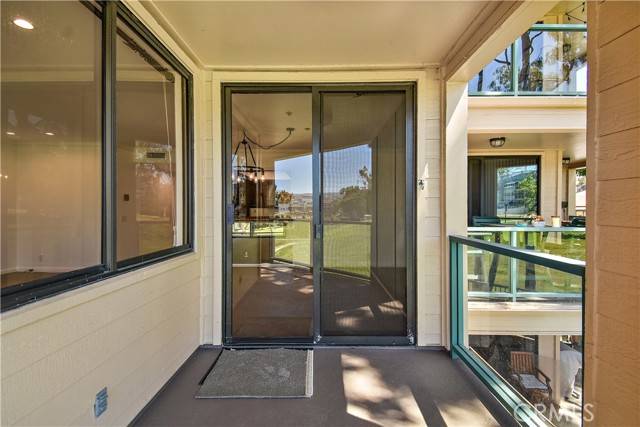 Redondo Beach, CA 90277,120 The Village #210