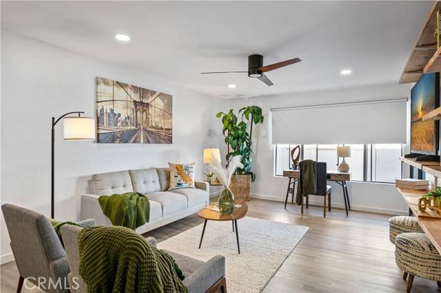 Long Beach, CA 90807,4110 Elm Avenue #205