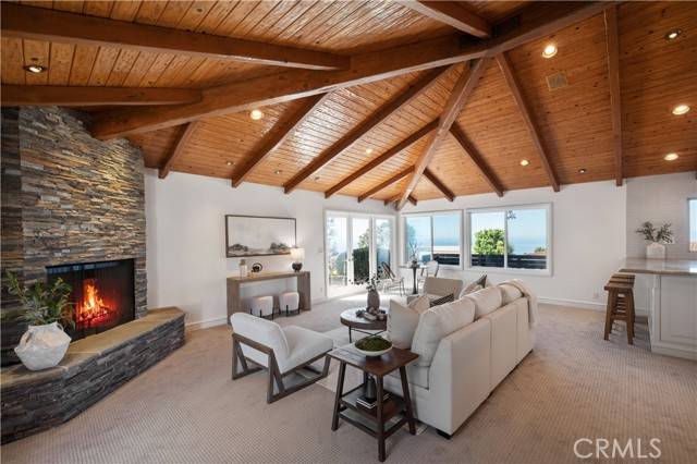 Rancho Palos Verdes, CA 90275,30105 Avenida Esplendida