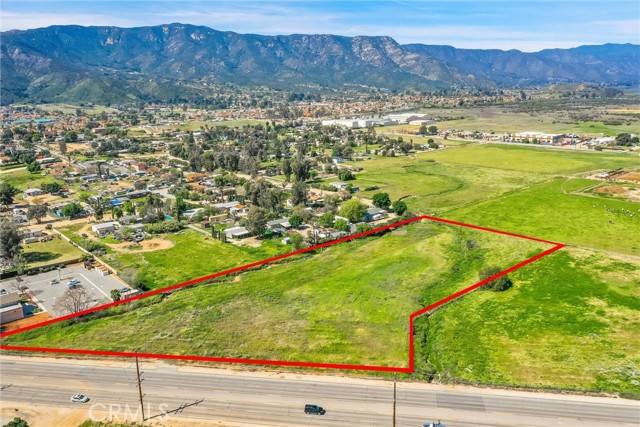 Wildomar, CA 92595,0 Mission Trail