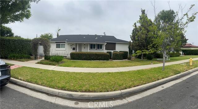 Corona, CA 92882,927 Alta Loma Drive