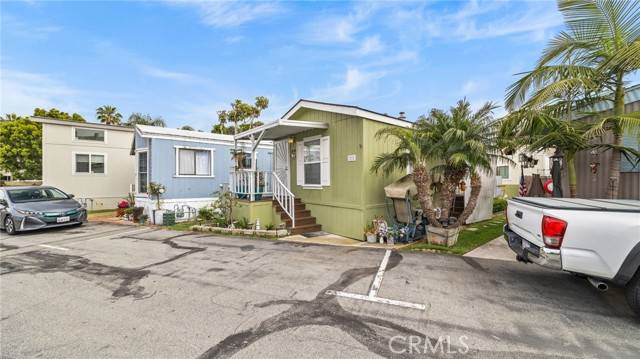 Newport Beach, CA 92663,1535 SUPERIOR Avenue #7