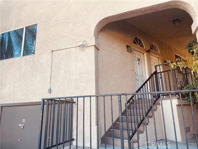 San Fernando, CA 91345,14650 Lassen Street #18