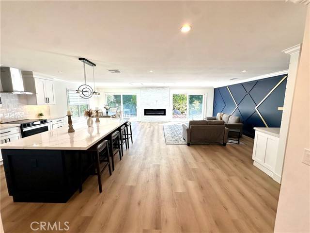 Laguna Woods, CA 92637,5094 Tero