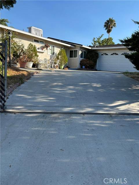 Victorville, CA 92395,15873 La Paz Drive