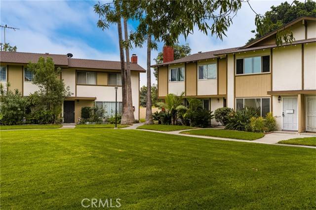 Tustin, CA 92780,1722 Mitchell Avenue #78