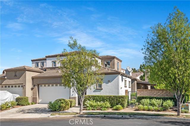 Valencia (santa Clarita), CA 91354,23706 Cottonwood Court