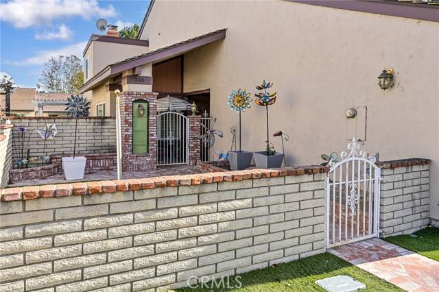 Placentia, CA 92870,330 Dolores