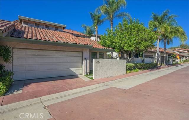 Long Beach, CA 90807,627 Avery