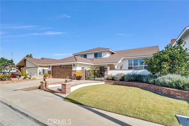 Huntington Beach, CA 92647,15552 Placid Circle