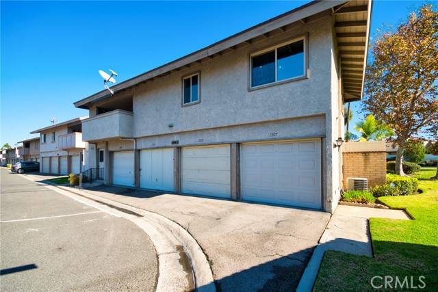 Placentia, CA 92870,1207 N Kraemer Boulevard #4