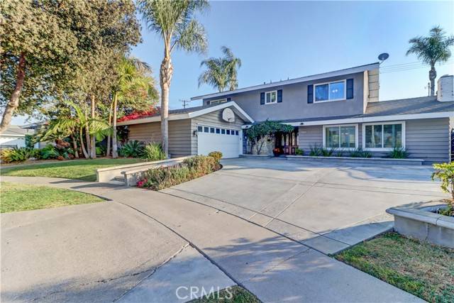 Fullerton, CA 92835,900 Oakwood Avenue