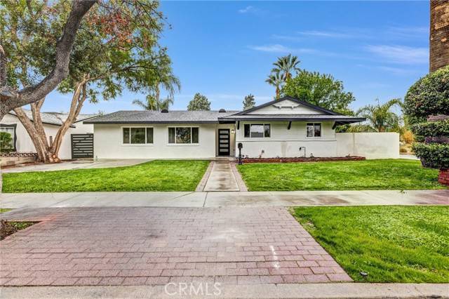 Chatsworth (los Angeles), CA 91311,9531 Laramie Avenue