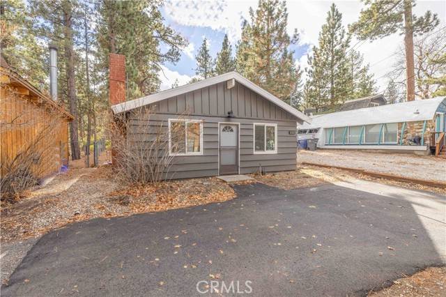 Big Bear Lake, CA 92315,42581 Willow Avenue