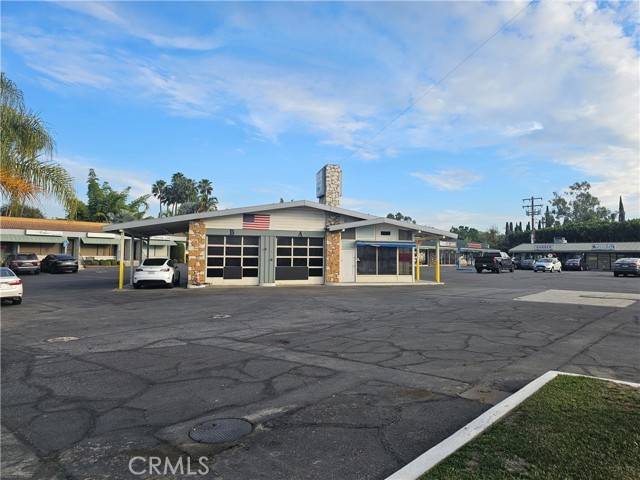 La Habra, CA 90631,1500 S Harbor Boulevard