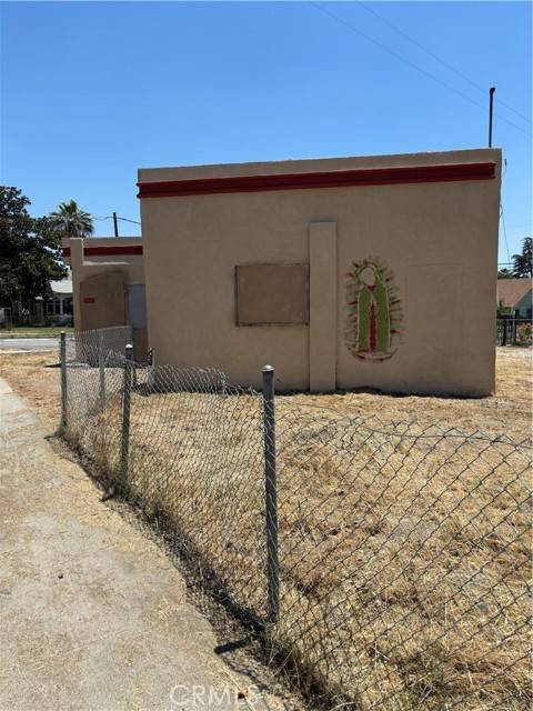 San Bernardino, CA 92410,1003 W Rialto Avenue