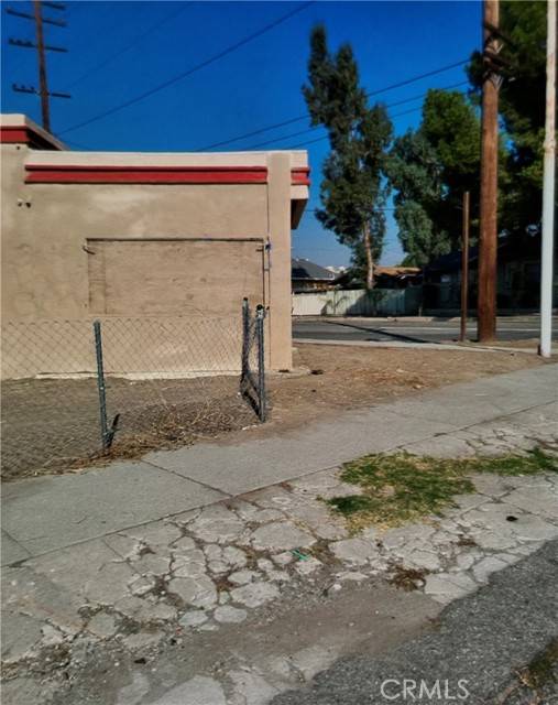 San Bernardino, CA 92410,1003 W Rialto Avenue