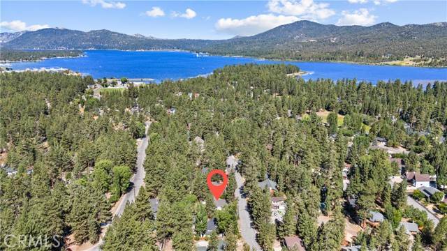 Big Bear Lake, CA 92315,41659 Mockingbird Drive