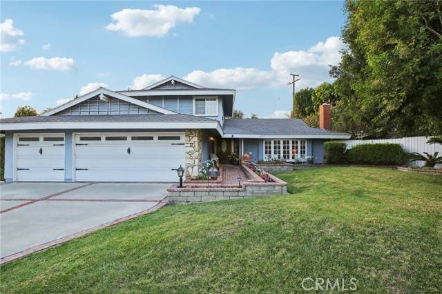 Brea, CA 92823,393 Etna Cir