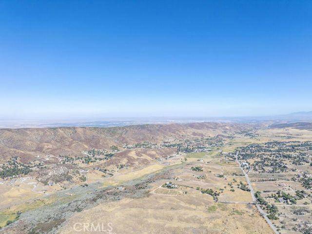 Leona Valley, CA 93551,10263 Leona Avenue