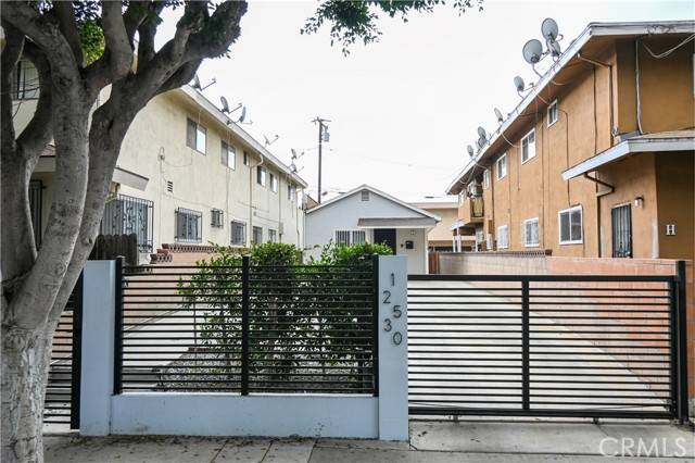 Hawthorne, CA 90250,12530 Birch Avenue