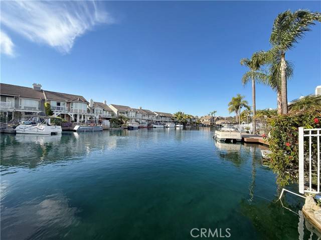 Yorba Linda, CA 92886,5495 VIA RENE
