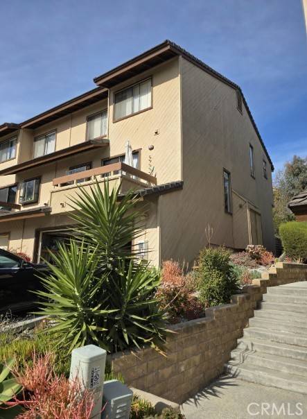 Oceanside, CA 92054,2527 WOODLANDS Way