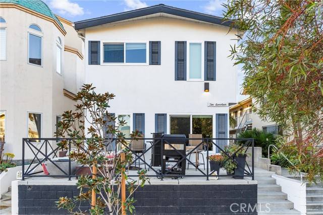 Seal Beach, CA 90740,217 10th Street