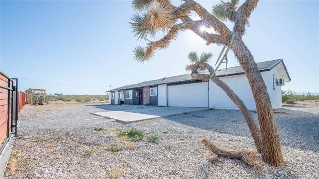 Landers, CA 92285,670 Ducor Avenue