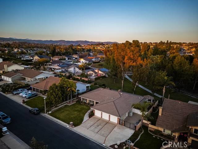 Yorba Linda, CA 92886,6152 Acacia Hill Drive