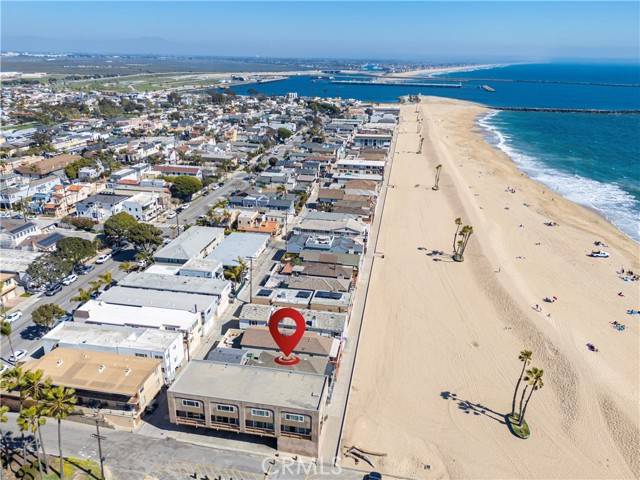 Seal Beach, CA 90740,1003 Seal Way