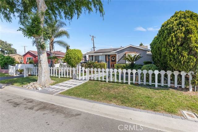 El Monte, CA 91733,10521 Asher Street
