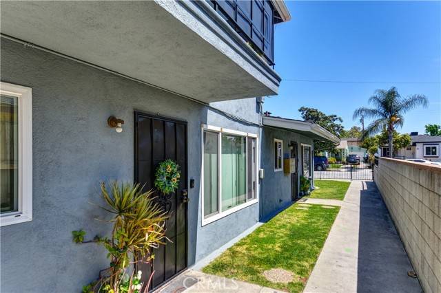 Montebello, CA 90640,133 N 2nd Street
