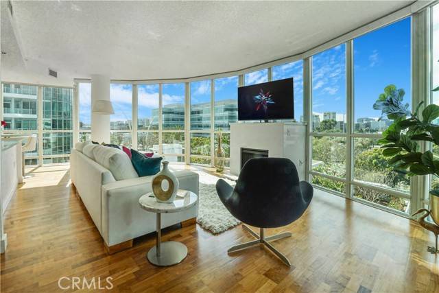 Irvine, CA 92612,3141 Michelson Drive #508