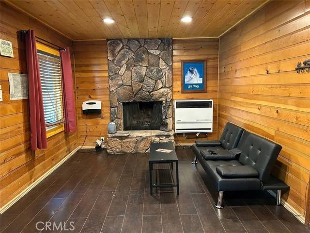 Big Bear Lake, CA 92315,542 Highland Road