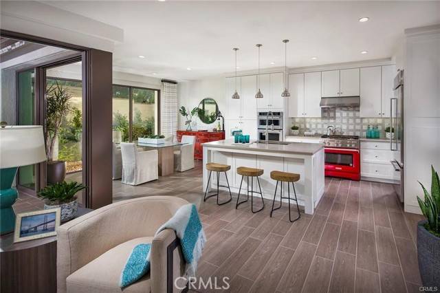 Irvine, CA 92602,205 Oceano