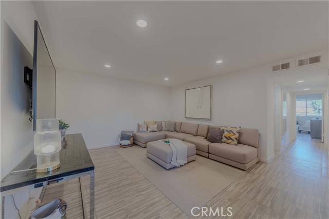 La Mirada, CA 90638,13624 La Jolla Circle #D