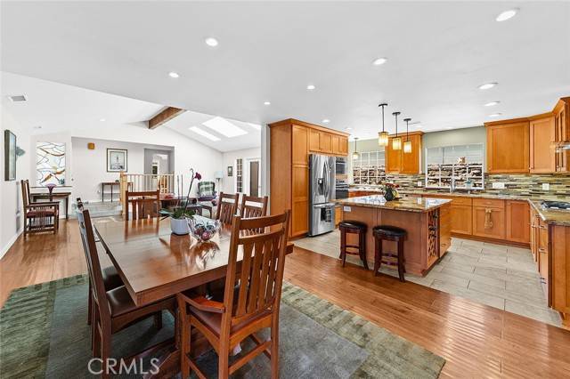Long Beach, CA 90814,386 Los Altos Avenue