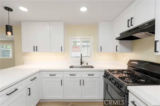 Tustin, CA 92780,107 Portola Lane #41