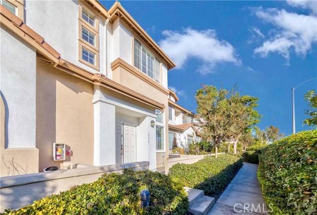 La Palma, CA 90623,4536 Montecito Drive