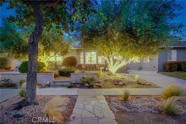 Lakewood, CA 90713,5833 Yearling Street