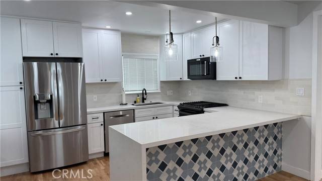 Hawthorne, CA 90250,4828 W 138th Street