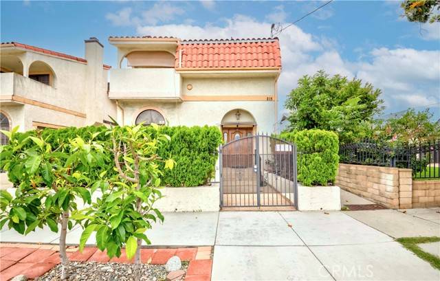 Montebello, CA 90640,215 N Maple Avenue #A